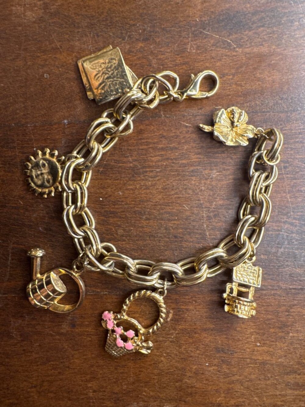 Vintage Gold-Tone Garden Charm Bracelet 8"